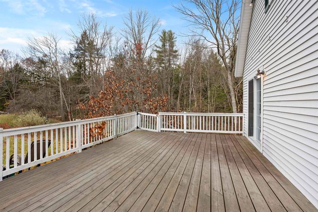 6 Pulaski Drive, Fremont, NH 03044