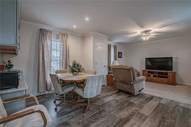 1190 Grange Road K3, Upper Macungie Twp, PA 18106