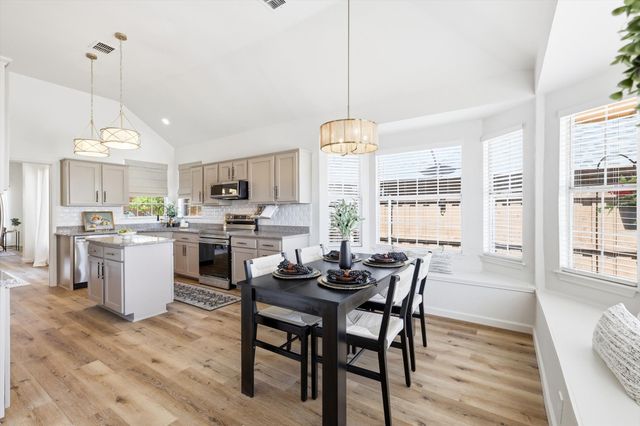 5028 Lake Vista Drive, The Colony, TX 75056