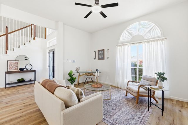 5028 Lake Vista Drive, The Colony, TX 75056