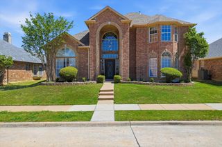 5028 Lake Vista Drive, The Colony, TX 75056