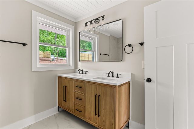 101 Fairview Drive, Greenville, SC 29609