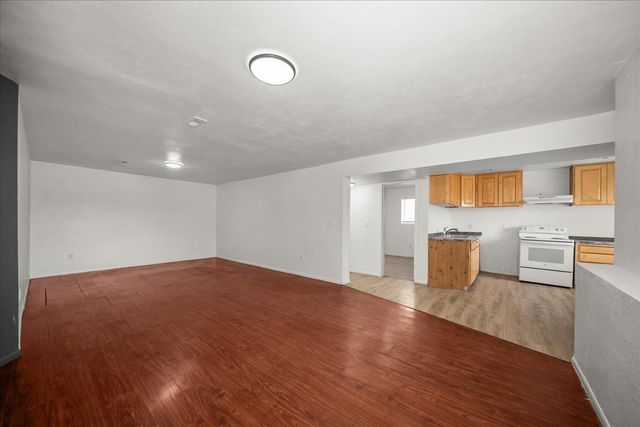 2907 E Jackson Ave, Spokane, WA 99207