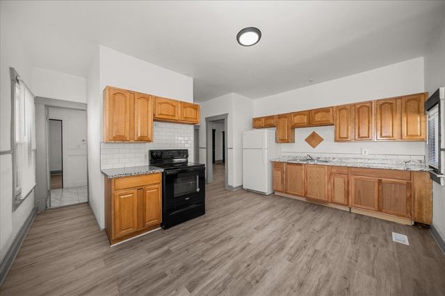 2907 E Jackson Ave, Spokane, WA 99207