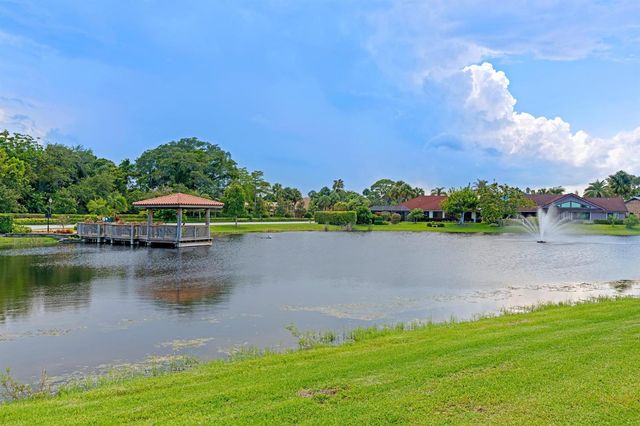 12931 N Normandy Way, Palm Beach Gardens, FL 33410