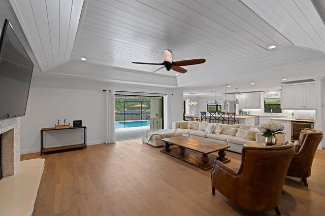 12931 N Normandy Way, Palm Beach Gardens, FL 33410