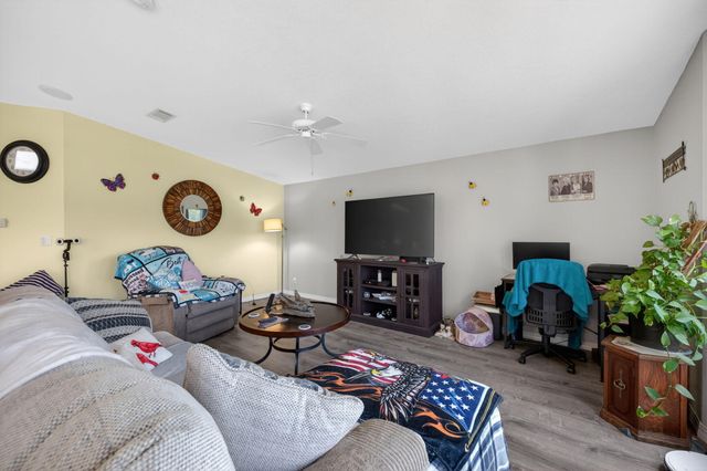 2820 Eagle's Nest Way, Port St. Lucie, Port St Lucie, FL 34952