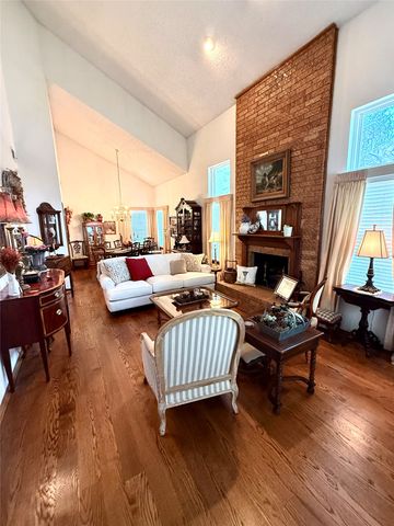 449 Moran Drive, Highland Village, TX 75077