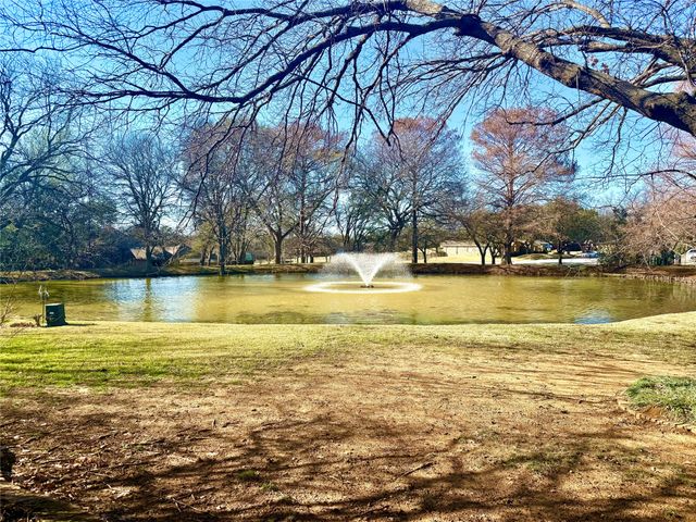 449 Moran Drive, Highland Village, TX 75077