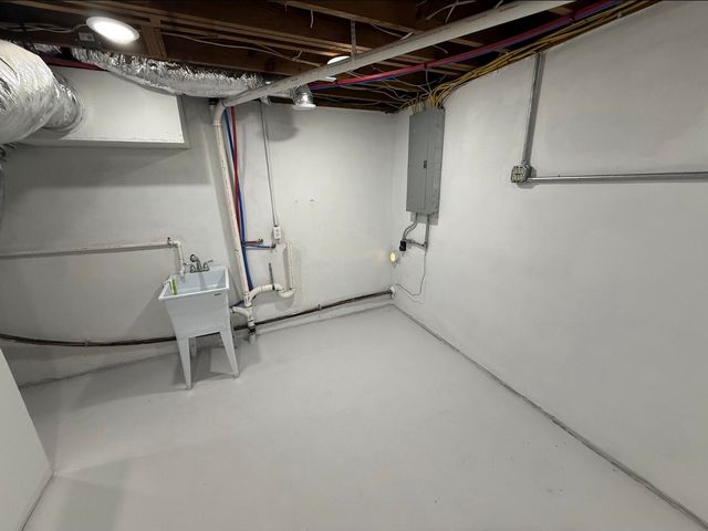 3428 Kershaw RD, Roanoke, VA 24017