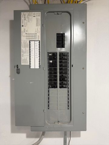 3428 Kershaw RD, Roanoke, VA 24017