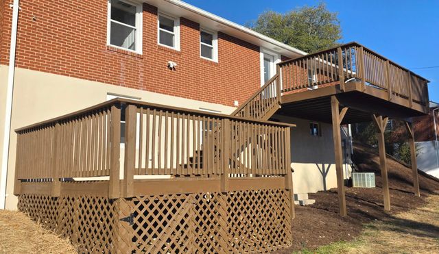 3428 Kershaw RD, Roanoke, VA 24017