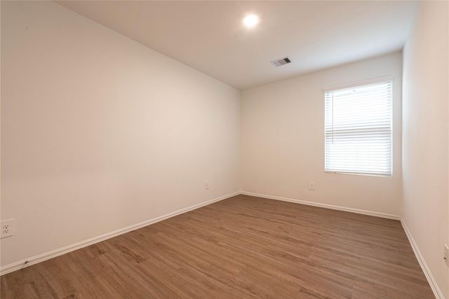 913 Oak Mist Lane, Magnolia, TX 77354