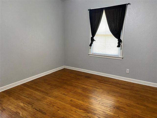 8 W Pulaski Street, Shawnee, OK 74804