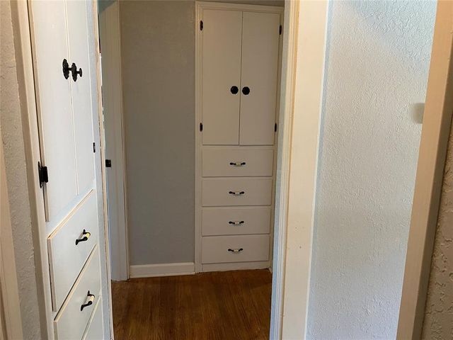 8 W Pulaski Street, Shawnee, OK 74804
