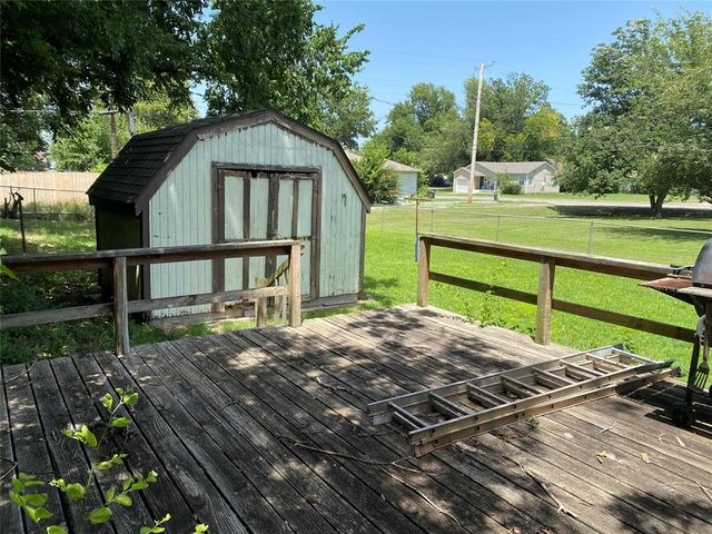 8 W Pulaski Street, Shawnee, OK 74804
