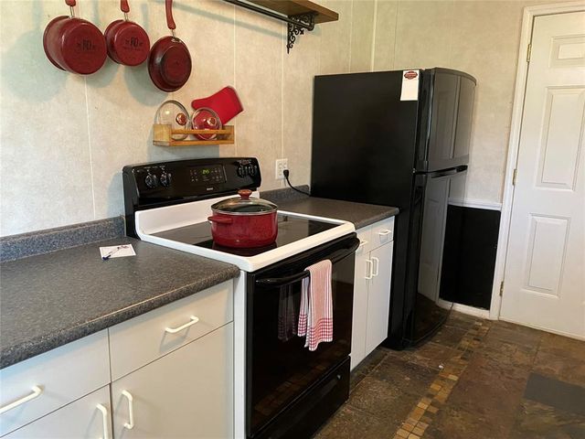 8 W Pulaski Street, Shawnee, OK 74804