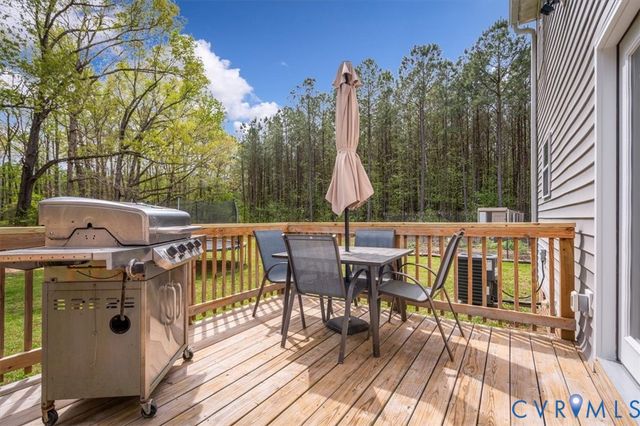 1290 Scotts Ct, Carson, VA 23830