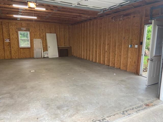 303 Knollwood DR, Troutville, VA 24175