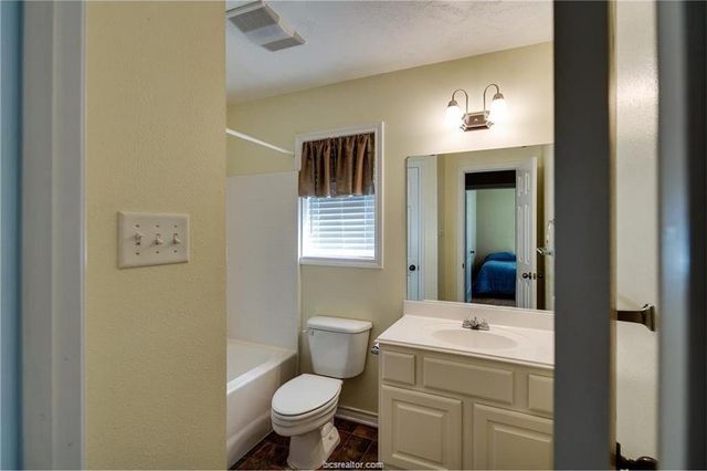 1311 Markham Court, College Station, TX 77845