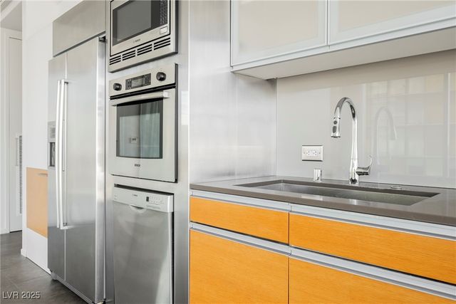 3726 LAS VEGAS Boulevard 1012, Las Vegas, NV 89158