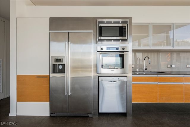 3726 LAS VEGAS Boulevard 1012, Las Vegas, NV 89158