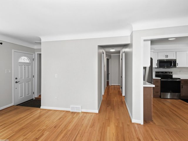 20343 Ardmore Park Street, St Clair Shores, MI 48081