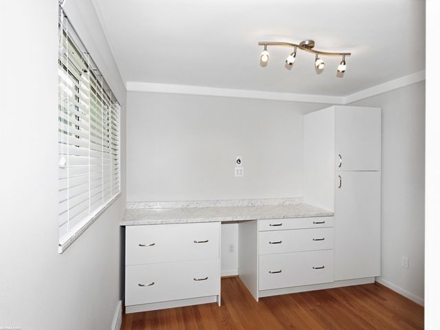 20343 Ardmore Park Street, St Clair Shores, MI 48081