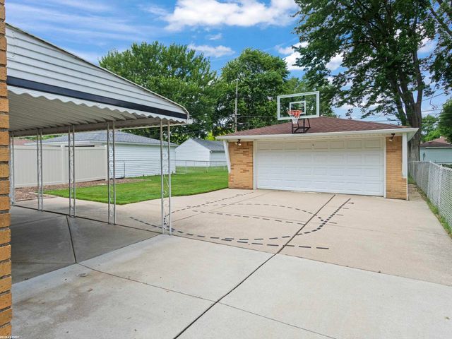 20343 Ardmore Park Street, St Clair Shores, MI 48081