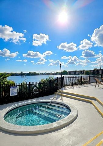 20130 NE 3rd Ct 6, Miami, FL 33179