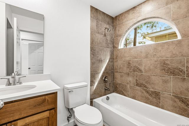 110 NELLINA ST, San Antonio, TX 78220