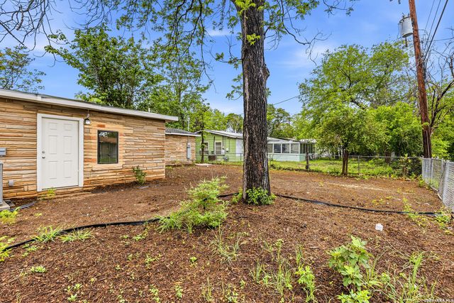 110 NELLINA ST, San Antonio, TX 78220