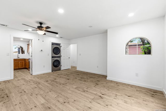 110 NELLINA ST, San Antonio, TX 78220