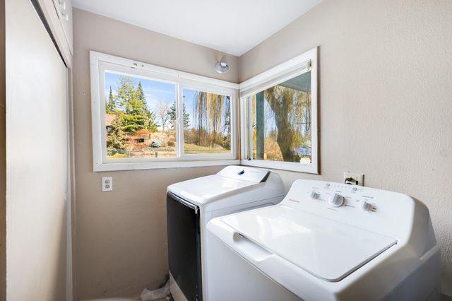 827 Oakland St, Cheney, WA 99004