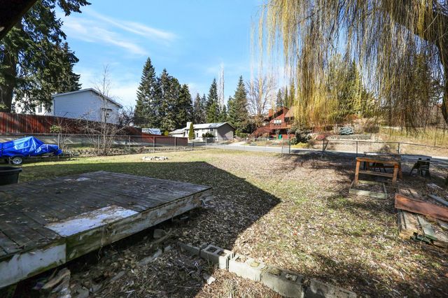 827 Oakland St, Cheney, WA 99004