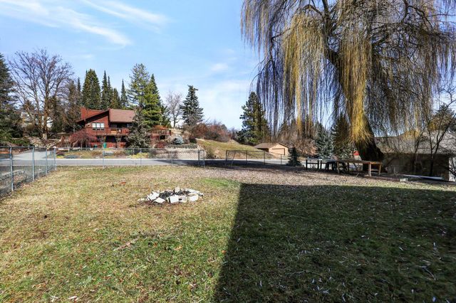 827 Oakland St, Cheney, WA 99004
