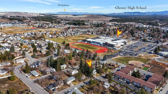 827 Oakland St, Cheney, WA 99004