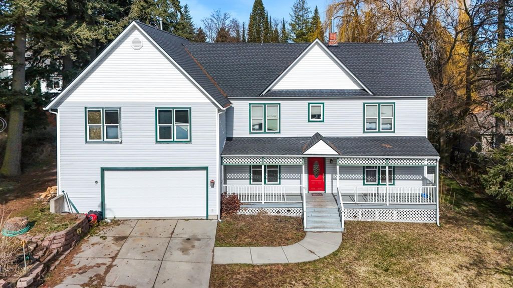 827 Oakland St, Cheney, WA 99004