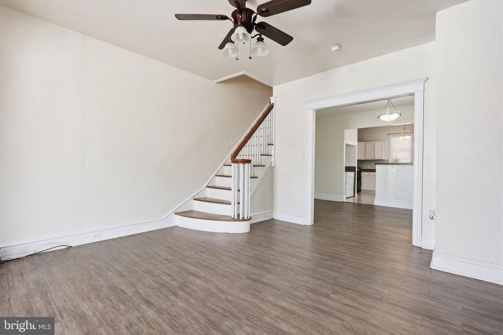533 W LOUDEN ST, PHILADELPHIA, PA 19120 — photo 4