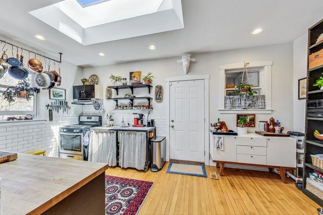 1835 N Humboldt Boulevard, Chicago, IL 60647