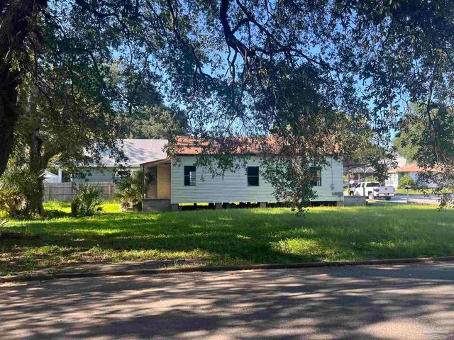 1801 N 7th Ave, Pensacola, FL 32503