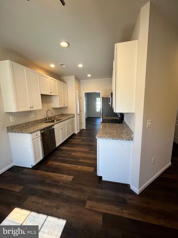 12104 BOWLING FARM CT, Fredericksburg, VA 22407