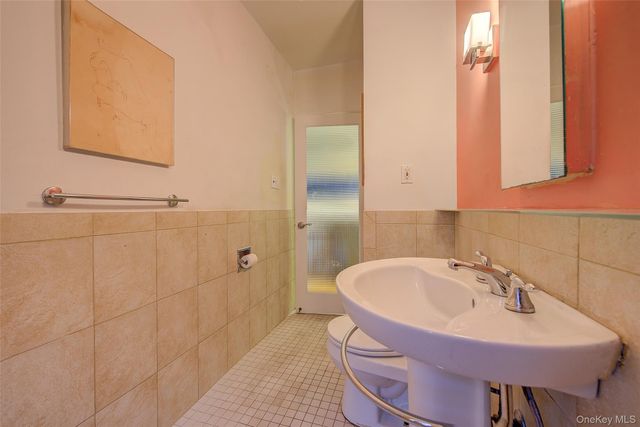 6 Burns Street 416, Forest Hills, NY 11375