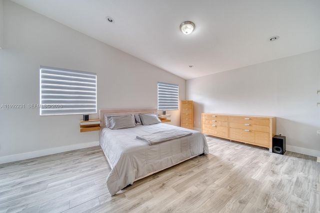 15261 SW 108th Ter, Miami, FL 33196