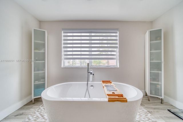 15261 SW 108th Ter, Miami, FL 33196