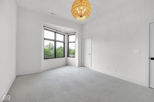 671 E 16th Street, Indianapolis, IN 46202
