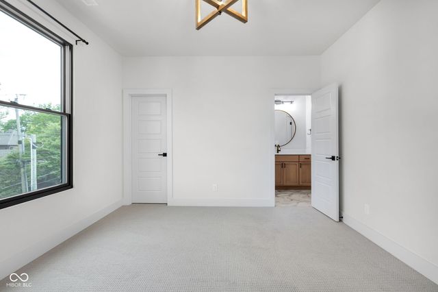671 E 16th Street, Indianapolis, IN 46202