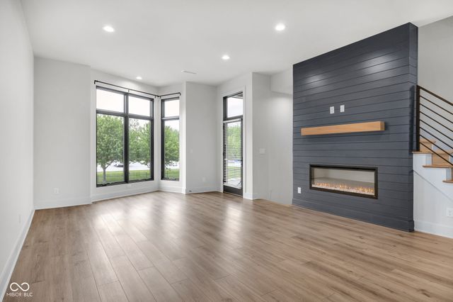 671 E 16th Street, Indianapolis, IN 46202