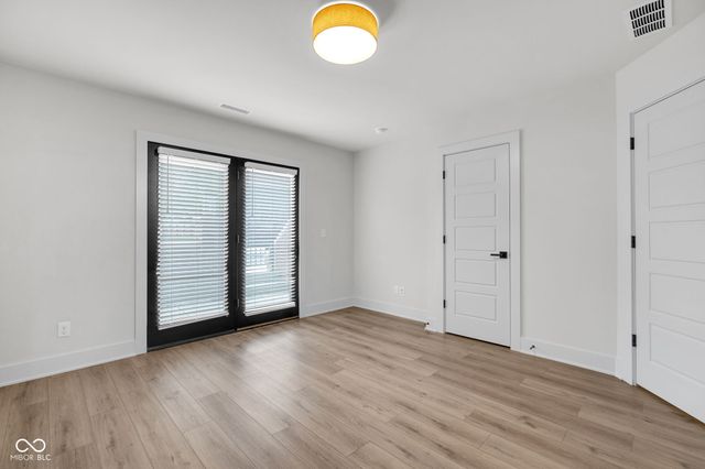 671 E 16th Street, Indianapolis, IN 46202