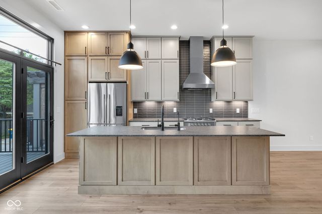 671 E 16th Street, Indianapolis, IN 46202